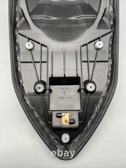 Suzuki Estilete 50 Seat Seat 45100-30f00 Genuine Nos F0069