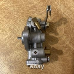 Suzuki GP 100/125 oil pump assembly 16100-39300 NOS