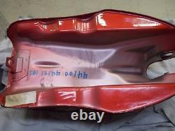 Suzuki GS450E Fuel Tank 44100-14151-10s New old Stock