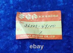 Suzuki GS550L GS750L GS1000L Pilot Lamp Socket 36325-49100 NOS Very Rare Genuine