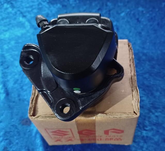 Suzuki Gs750 77-79 Lh Front Brake Caliper Genuine Nos Complete Mint Ready To Fit