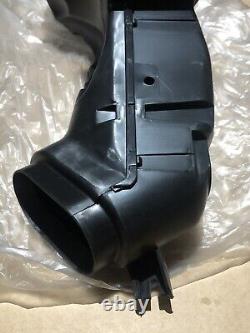 Suzuki GSXR750 600 06-07 NOS OEM Left Hand Air Intake Pipe Tube Duct 94430-01H00