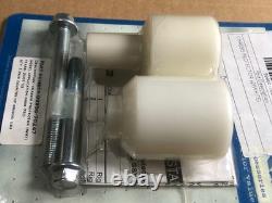 Suzuki GSXR750 K1-K2 2001-02 NOS OEM Crash Bung Protector Kit, White 99950-70247