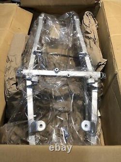 Suzuki GSXR750 Y-K3 2000-2003 NOS OEM Rear Seat Support Subframe 41200-35F02