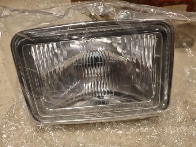 Suzuki Gs 125 Headlight Genuine Nos New #