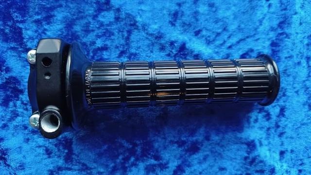 Suzuki Gt125 L Throttle Grip + Housing 57100-36210 Nos Genuine Mint! Rare