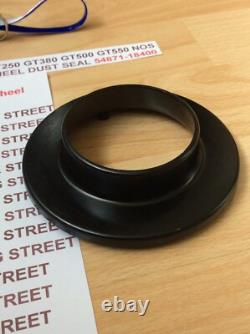 Suzuki GT250 GT380 GT500 GT550 NOS Front wheel dust seal Pt No 54871-18400 NEW