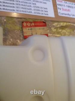 Suzuki GT250 T350 NOS OIL TANK WITH SUZUKI BAG + PARTS TAG PT NO 44611-18602