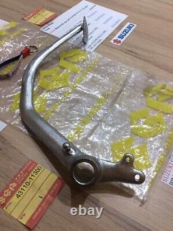 Suzuki GT250 X7 E EN NOS REAR BRAKE PEDAL ASSEMBLY NEW IN BAG PT 43110-11300