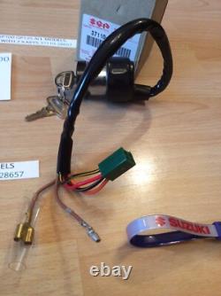 Suzuki GT250 X7 GT200 X5 GP100 GP125 nos ignition switch assembly 37110-28657 Suzuki GT250 X7 GT200 X5 GP100 GP125 nos ignition switch assembly 37110-28657