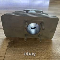 Suzuki GT550 J/K NOS Centre Cylinder