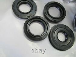 Suzuki GT550 nos crank seal and main bearing set 1972-1977 10 piece set