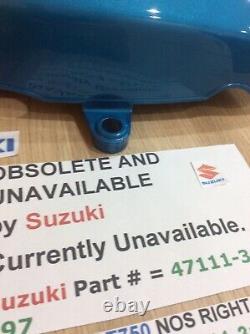 Suzuki GT750 NOS RIGHT SIDE PANEL MAUI BLUE PT NO 47111-31200-797 WITH PARTS TAG