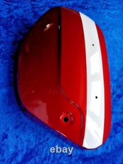 Suzuki Genuine T250J LH Side Panel 47210-18620-616 Candy Red /White NOS Mint