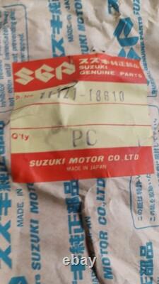 Suzuki Genuine T250 TT250 Cylinder Head L/H Part No. 11121-18610 Mint NOS