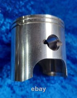 Suzuki Genuine TS400 L 1974 Piston Standard 12110-32200 NOS Very Rare