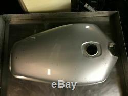 Suzuki Gs1000s Petrol Tank Fuel Tank Rare Nos Wes Cooley Chain Drive Gs1000 S