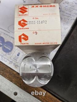 Suzuki Gsx250 Piston Kit Std 12102-11840 Genuine Nos 12111-11402 12140-11421-00