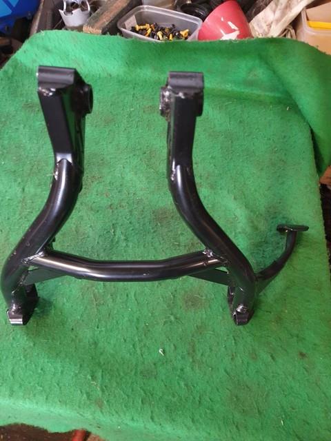 Suzuki Gsx750 Gsx600 Gen Nos Center Stand 42100-19842 42100-19843