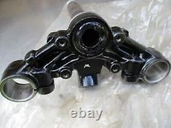 Suzuki Gt125 Bottom Yoke 51410-36212 Genuine Nos