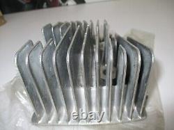 Suzuki Gt250 Ram Air L/h Cylinder Head, Genuine Nos