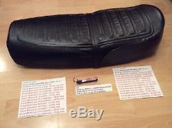Suzuki Gt380 Gt550 74-77 Dual Seat Nos New Pt No 45100-33x00-865 Has Metal Base Suzuki Gt380 Gt550 74-77 Dual Seat Nos New Pt No 45100-33x00-865 Has Metal Base