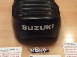 Suzuki Gt380 Gt550 74-77 Dual Seat Nos New Pt No 45100-33x00-865 Has Metal Base Suzuki Gt380 Gt550 74-77 Dual Seat Nos New Pt No 45100-33x00-865 Has Metal Base