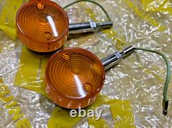Suzuki K10 K11 K10P K11P M10 M12 M15 Front Turn Signal Lamp NOS x2 35602-03012 Suzuki K10 K11 K10P K11P M10 M12 M15 Front Turn Signal Lamp NOS x2 35602-03012