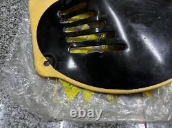 Suzuki PE175 RM100 RM125 L/R Frame Side Cover Yellow NOS 47111&47211-41301-019 Suzuki PE175 RM100 RM125 L/R Frame Side Cover Yellow NOS 47111&47211-41301-019