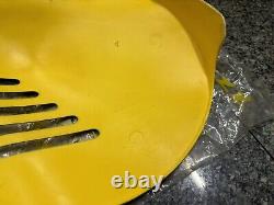 Suzuki PE175 RM100 RM125 L/R Frame Side Cover Yellow NOS 47111&47211-41301-019 Suzuki PE175 RM100 RM125 L/R Frame Side Cover Yellow NOS 47111&47211-41301-019