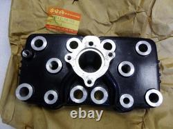 Suzuki RG250 Cylinder Head NOS GAMMA CYL HEAD RG250 Barrel Top OEM 11111-16702