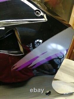 Suzuki Rgv. 250 left hand Side Panel nos Fairing 9440822e8033j genuine part