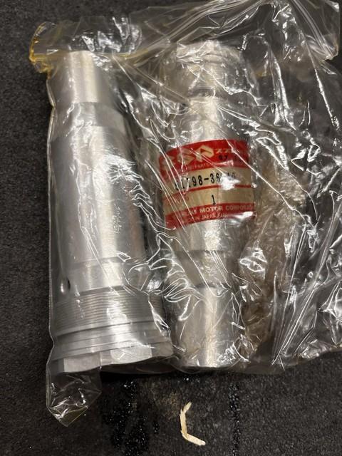 Suzuki Rm 96-2000 Fork Sub Tanks Nos