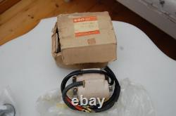 Suzuki T20, TC250, T200, TC200, S32/2 IGNITION COIL SET NOS Suzuki T20, TC250, T200, TC200, S32/2 IGNITION COIL SET NOS
