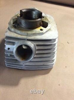 Suzuki T250 T 250 Right Cylinder Oem Nos 11210-18400