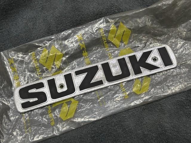 Suzuki Tc120 Tm250 Tm400 Ts125 Ts185 Ts250 Ts400 T250 T350 T500 Tank Emblem Nos