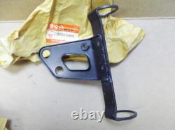 Suzuki TS125 TS125X Headlamp Stay L+R NOS Fork Ears BRACKET 51530 / 51540-01A00