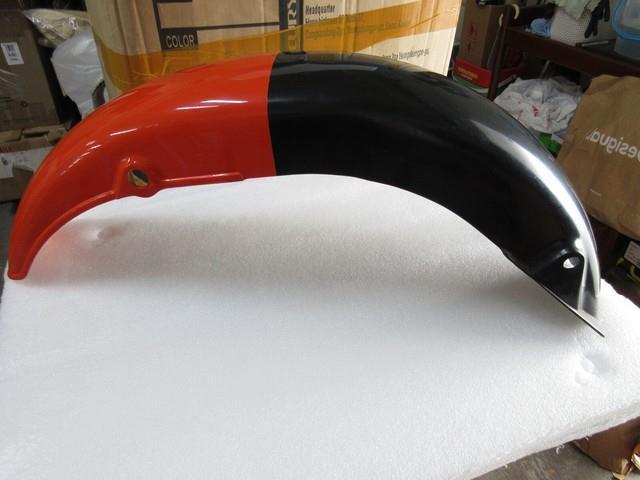Suzuki Ts185 Rear Fender 1977-1979 Nos 63111-29300 Mud Guard Oem 63111-29301-00n