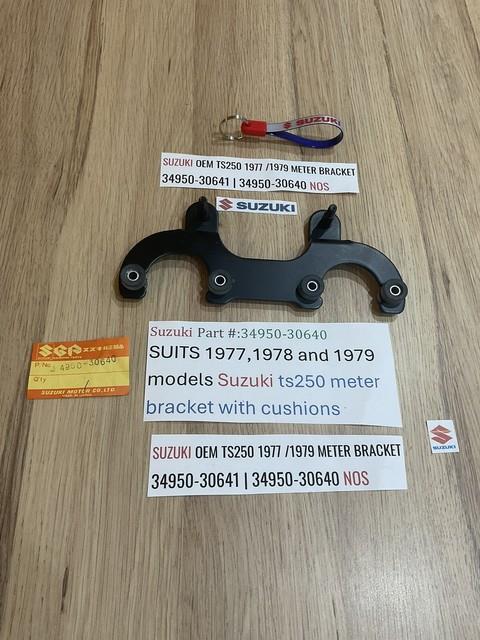 Suzuki Ts250 1977 1979 Nos Meter Bracket 34950-30641 34950-30640 Inc Cushions