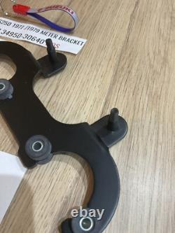 Suzuki TS250 1977 1979 NOS METER BRACKET 34950-30641 34950-30640 INC CUSHIONS
