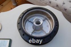 Suzuki Ts250 R/j/k/l/m Front Wheel Hub Nos