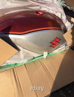 Suzuki gsx550es petrol tank nos