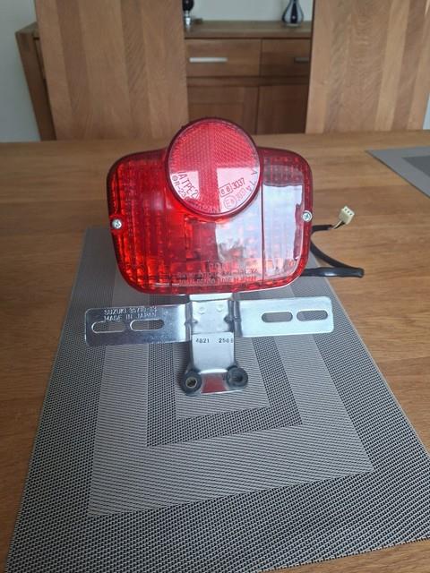 Vintage Suzuki T250 Ts 50 100 125 185 250 400 Rear Lamp And Bracket. Nos Oem